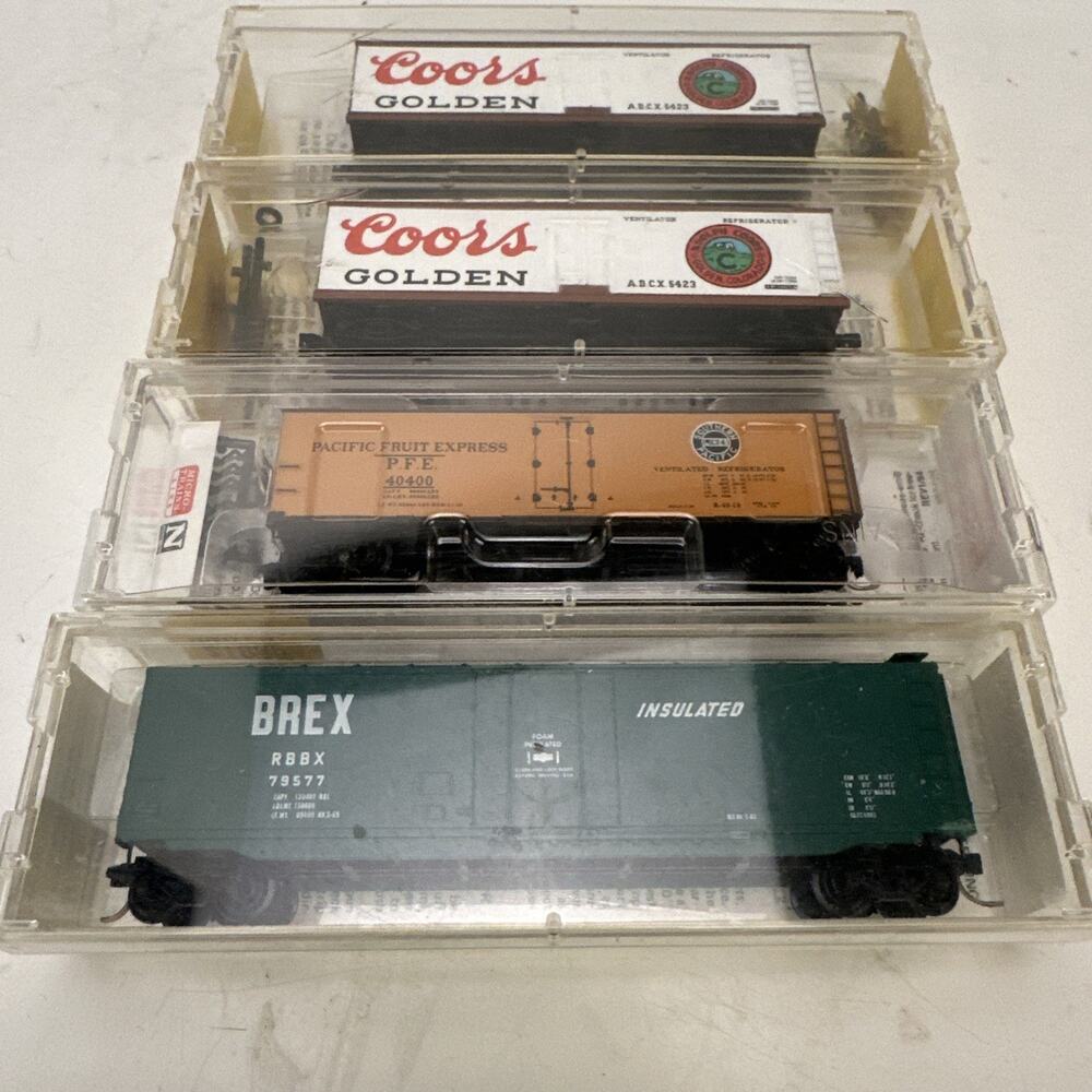 LOT of 4 N Scale Micro-Trains Colors PFE BREX